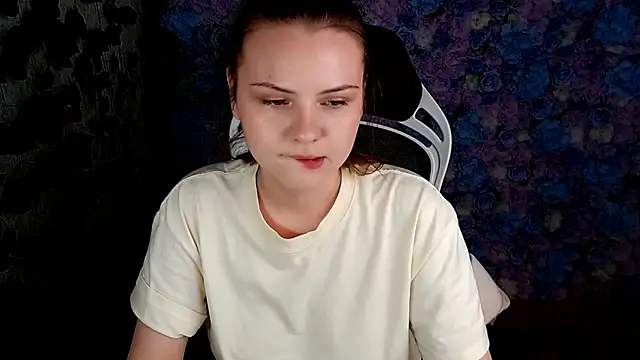 IxxiLiana online show from 13, 10, 2025