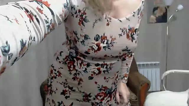 Snapshot of koroleva70 chatting on 26, 2, 2025 koroleva70 online show from 26, 2, 2025