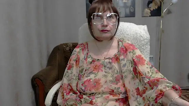 Snapshot of koroleva70 chatting on 9, 3, 2025 koroleva70 online show from 9, 3, 2025