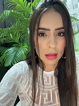 Mau White online show from 17, 12, 2025