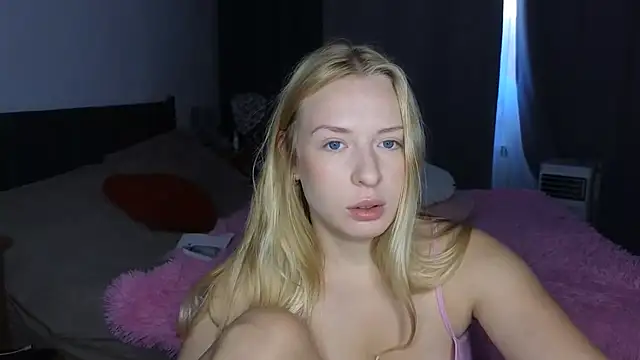 Snapshot of FREYA_- chatting on 16, 7, 2026 FREYA - online show from 16, 7, 2026