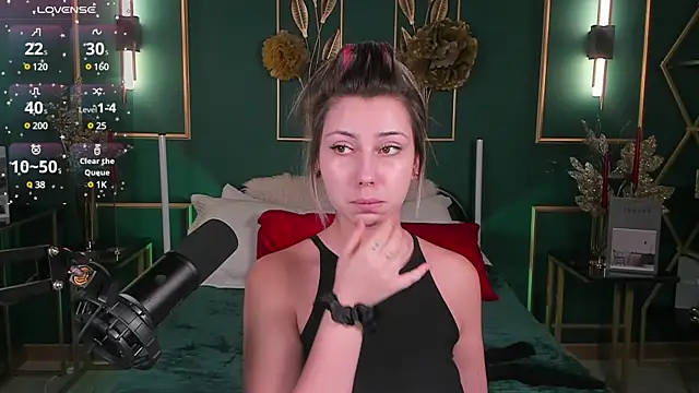 Snapshot of PennyMay chatting on 21, 12, 2024 PennyMay online show from 21, 12, 2024