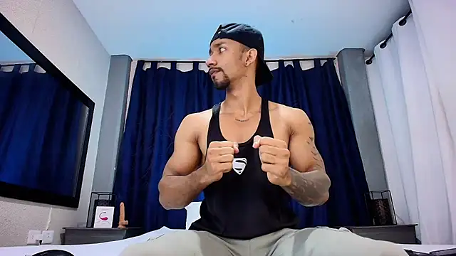 Manolo Hot1 online show from 28, 2, 2025