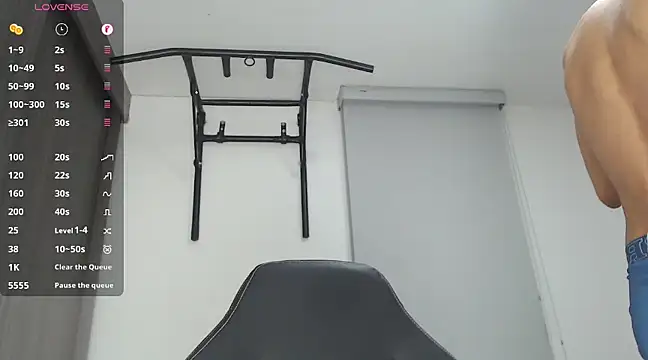 russthiago online show from 17, 1, 2025