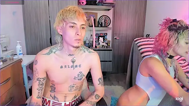 Snapshot of badeyes_crazygoat chatting on 6, 4, 2026 badeyes crazygoat online show from 6, 4, 2026