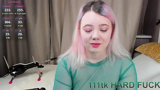 Snapshot of __KawaiiYuki__ chatting on 30, 12, 2024   KawaiiYuki   online show from 30, 12, 2024