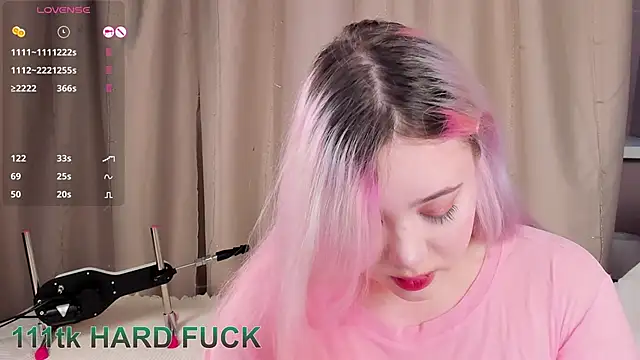 Snapshot of __KawaiiYuki__ chatting on 3, 1, 2025   KawaiiYuki   online show from 3, 1, 2025