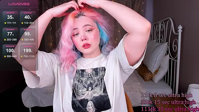 Snapshot of __KawaiiYuki__ chatting on 8, 3, 2025   KawaiiYuki   online show from 8, 3, 2025