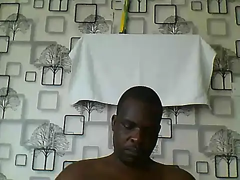 Snapshot of Chumba_001 chatting on 12, 11, 2025 Chumba 001 online show from 12, 11, 2025