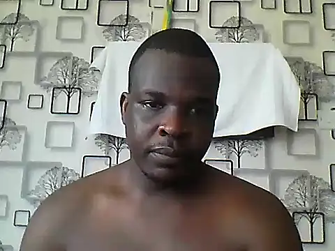 Snapshot of Chumba_001 chatting on 13, 11, 2025 Chumba 001 online show from 13, 11, 2025