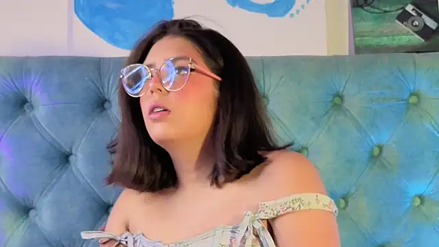 Paola Lyon  online show from 16, 1, 2026