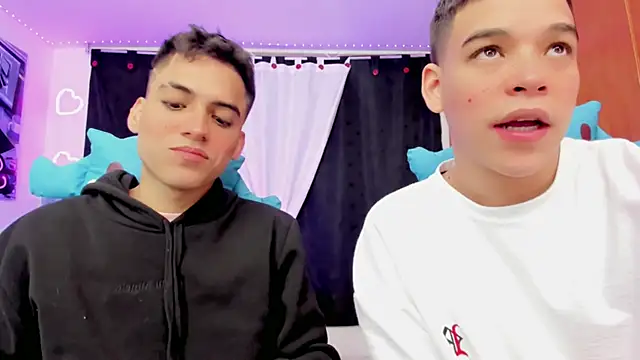 Snapshot of jake_and_joaquin chatting on 10, 12, 2024 jake and joaquin online show from 10, 12, 2024