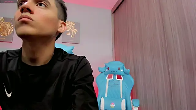 Snapshot of jake_and_joaquin chatting on 26, 2, 2025 jake and joaquin online show from 26, 2, 2025