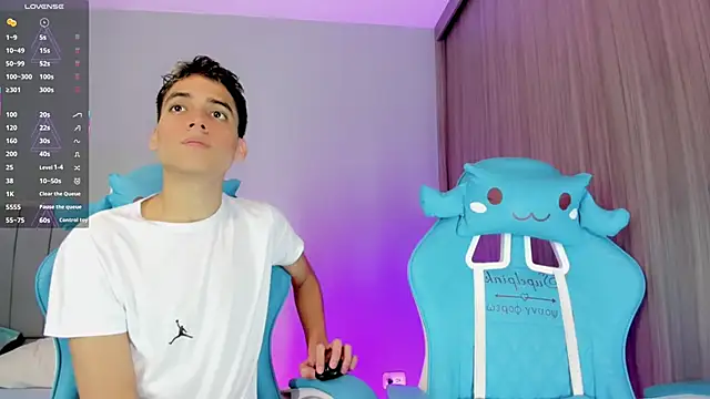 Snapshot of jake_and_joaquin chatting on 13, 3, 2025 jake and joaquin online show from 13, 3, 2025