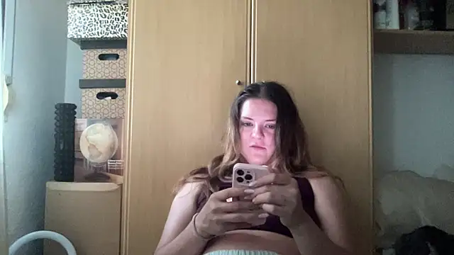 Snapshot of missykat chatting on 8, 5, 2026 missykat online show from 8, 5, 2026