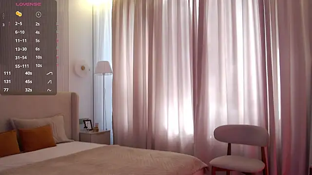 Snapshot of ArielleSou chatting on 4, 7, 2026 ArielleSou online show from 4, 7, 2026