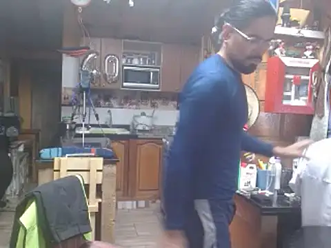 Dr Pocholate84 online show from 1, 3, 2025