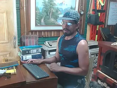 Snapshot of Dr_Pocholate84 chatting on 11, 2, 2026 Dr Pocholate84 online show from 11, 2, 2026