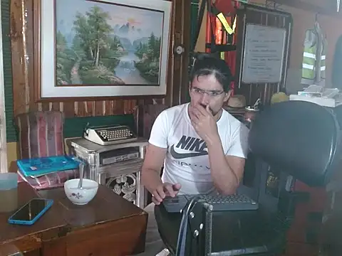 Snapshot of Dr_Pocholate84 chatting on 24, 3, 2026 Dr Pocholate84 online show from 24, 3, 2026