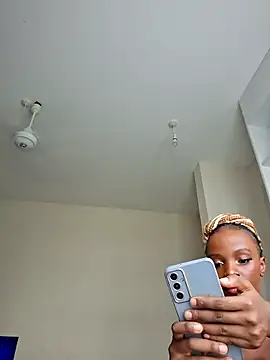 Snapshot of Kamdollie chatting on 25, 2, 2026 Kamdollie online show from 25, 2, 2026