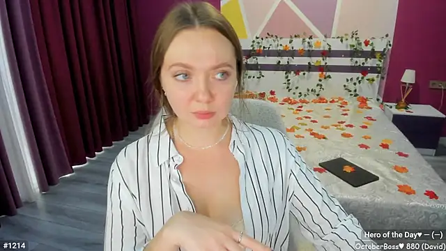 Snapshot of LizaGost chatting on 9, 10, 2025 LizaGost online show from 9, 10, 2025