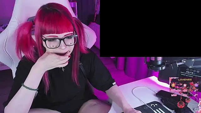 Yumi Youkai online show from 19, 12, 2025