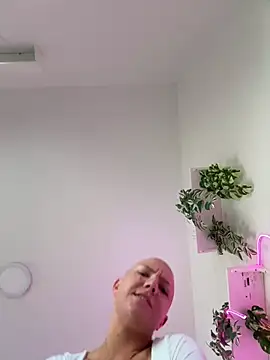 Snapshot of PaulinaSchubert1 chatting on 16, 3, 2026 PaulinaSchubert1 online show from 16, 3, 2026