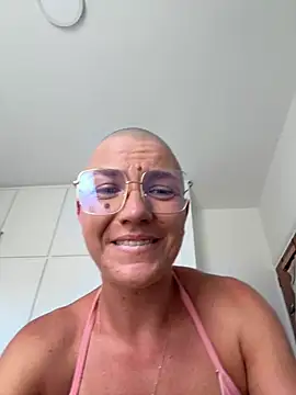 PaulinaSchubert1 online show from 31, 5, 2026