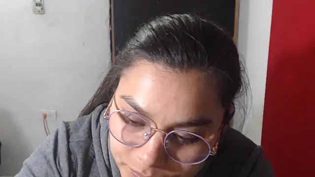 luxury sex 17 online show from 21, 3, 2025