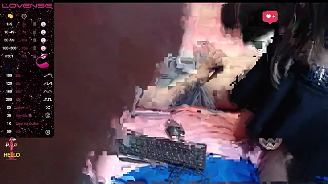 Snapshot of luxury_sex_17 chatting on 18, 5, 2026 luxury sex 17 online show from 18, 5, 2026