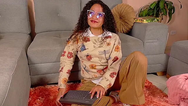 Snapshot of DAHLIA_BROWNIE chatting on 23, 4, 2026 DAHLIA BROWNIE online show from 23, 4, 2026