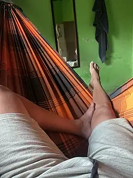 Snapshot of Duduhott chatting on 22, 12, 2024 Duduhott online show from 22, 12, 2024