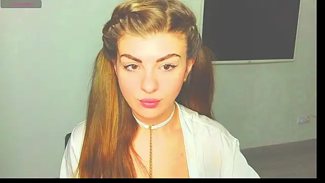 Snapshot of _comefeelme_ chatting on 5, 3, 2025 comefeelme online show from 5, 3, 2025