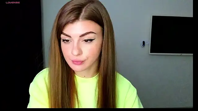 Snapshot of _comefeelme_ chatting on 12, 3, 2025 comefeelme online show from 12, 3, 2025