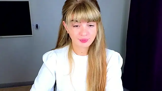 Snapshot of _comefeelme_ chatting on 14, 10, 2025 comefeelme online show from 14, 10, 2025