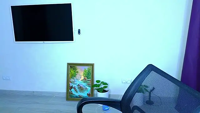 Snapshot of _comefeelme_ chatting on 27, 10, 2025 comefeelme online show from 27, 10, 2025