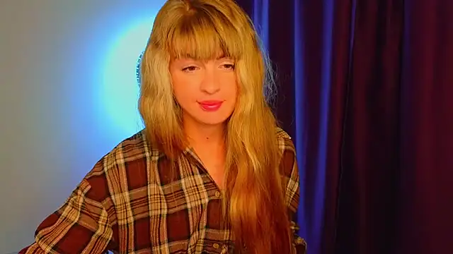 Snapshot of _comefeelme_ chatting on 15, 12, 2025 comefeelme online show from 15, 12, 2025