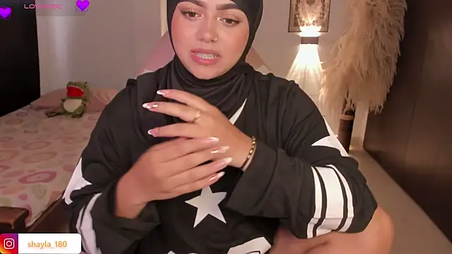 shayla 18 online show from 6, 10, 2025