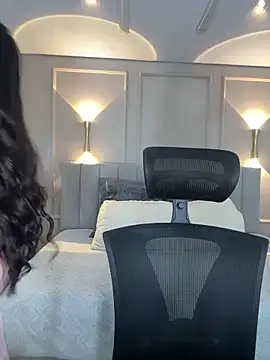 Snapshot of Miss_blue69 chatting on 14, 11, 2025 Miss blue69 online show from 14, 11, 2025