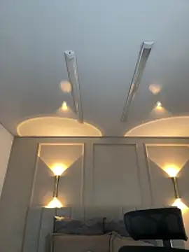 Snapshot of Miss_blue69 chatting on 25, 11, 2025 Miss blue69 online show from 25, 11, 2025