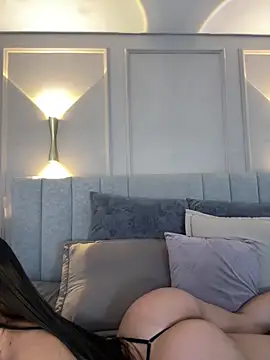 Snapshot of Miss_blue69 chatting on 16, 12, 2025 Miss blue69 online show from 16, 12, 2025