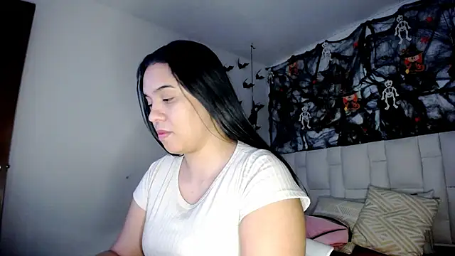 tiffany  pink online show from 20, 10, 2025