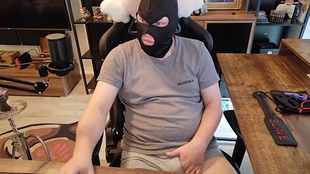 sweetsmile93 online show from 20, 12, 2025