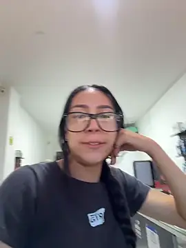 Snapshot of _alabina_ chatting on 13, 4, 2026 alabina online show from 13, 4, 2026