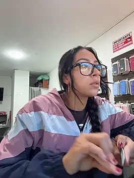 Snapshot of _alabina_ chatting on 17, 4, 2026 alabina online show from 17, 4, 2026