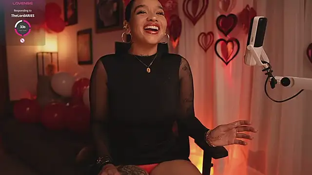 Snapshot of HannahW_ chatting on 14, 2, 2026 HannahW online show from 14, 2, 2026