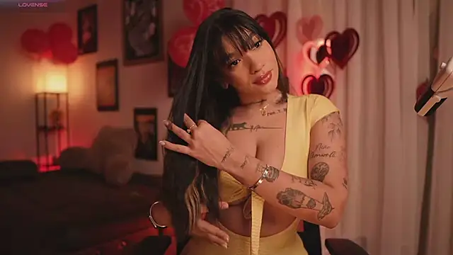 Snapshot of HannahW_ chatting on 20, 2, 2026 HannahW online show from 20, 2, 2026