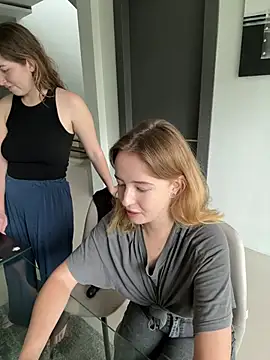 Nura n Sarah online show from 12, 2, 2025