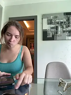 Nura n Sarah online show from 13, 3, 2025