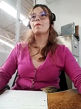 Snapshot of ERIS666 chatting on 12, 3, 2025 ERIS666 online show from 12, 3, 2025